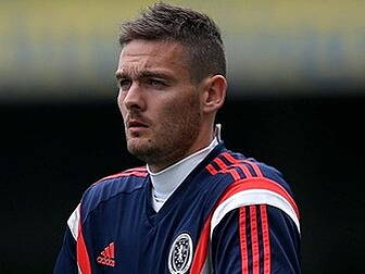 Celtic's Craig Gordon aimi...